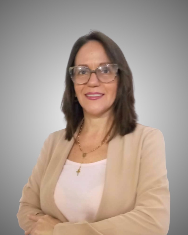 Yraiz Mora - Maisons Group Realty